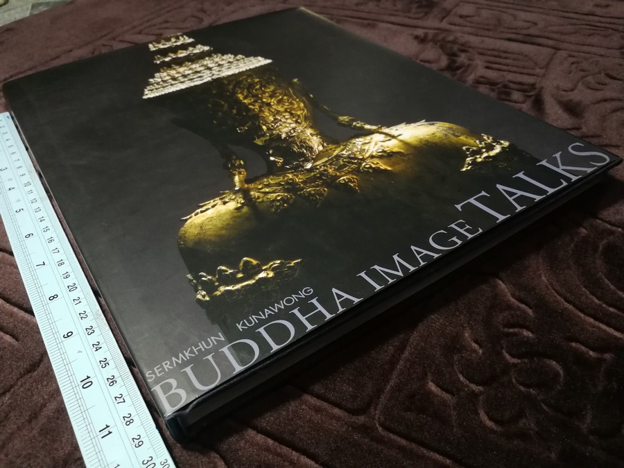BUDDHA IMAGE TALKS วจนพุทธปฏิมา โดย เสริมคุณ คุณาวงศ์ ปกเเข็ง 140 หน้า ปี 2554