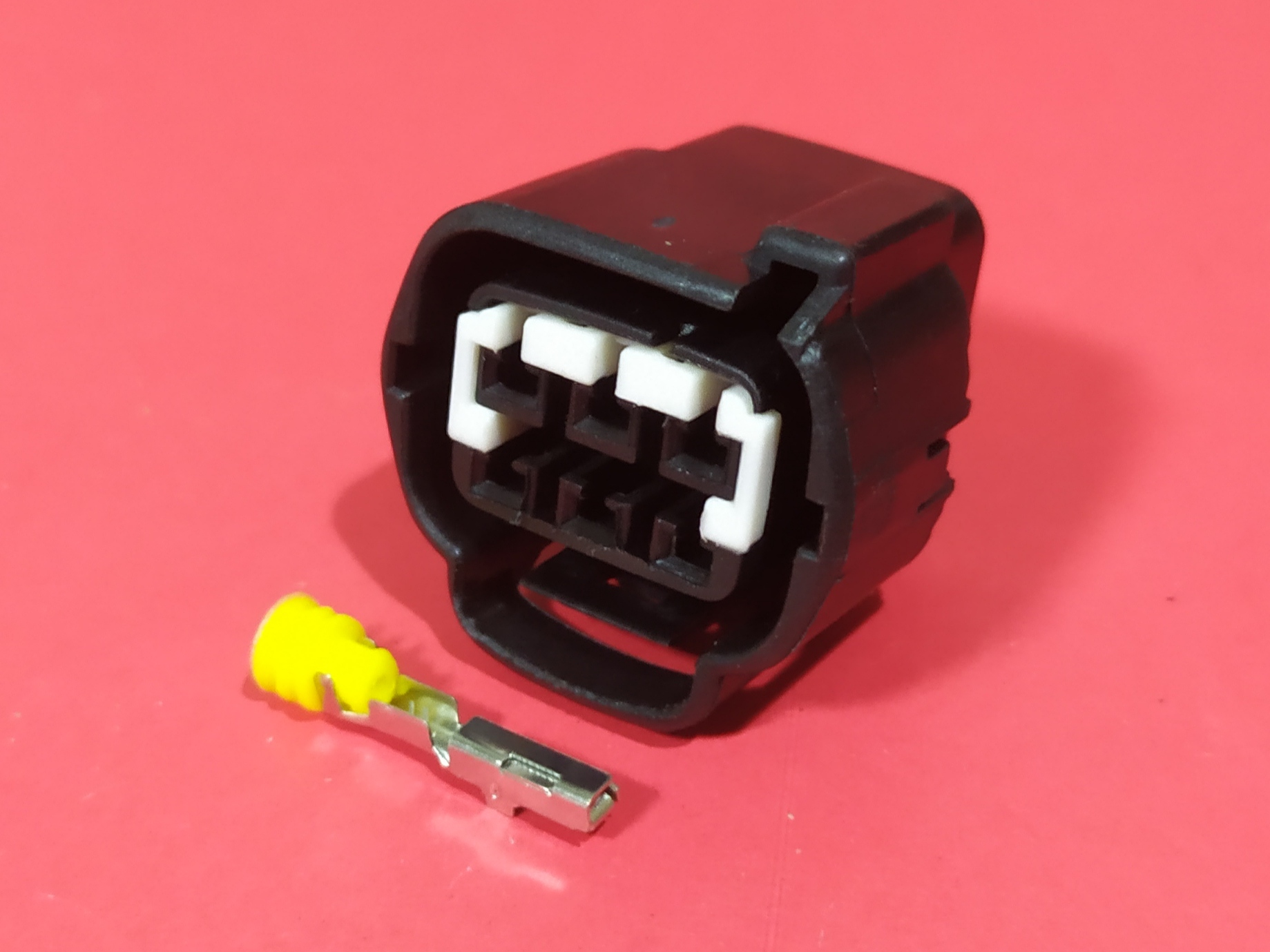 6 พิน ดำ ไฟหน้า, คันเร่ง (ร่องซ้าย) #641107