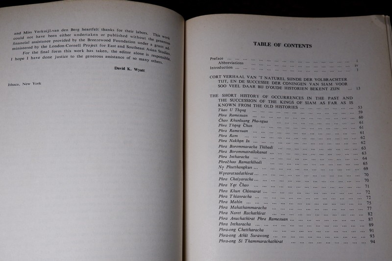 THE SHORT HISTORY OF THE KINGS OF SIAM BY JEREMIAS VAN VLIET ( 2 language)