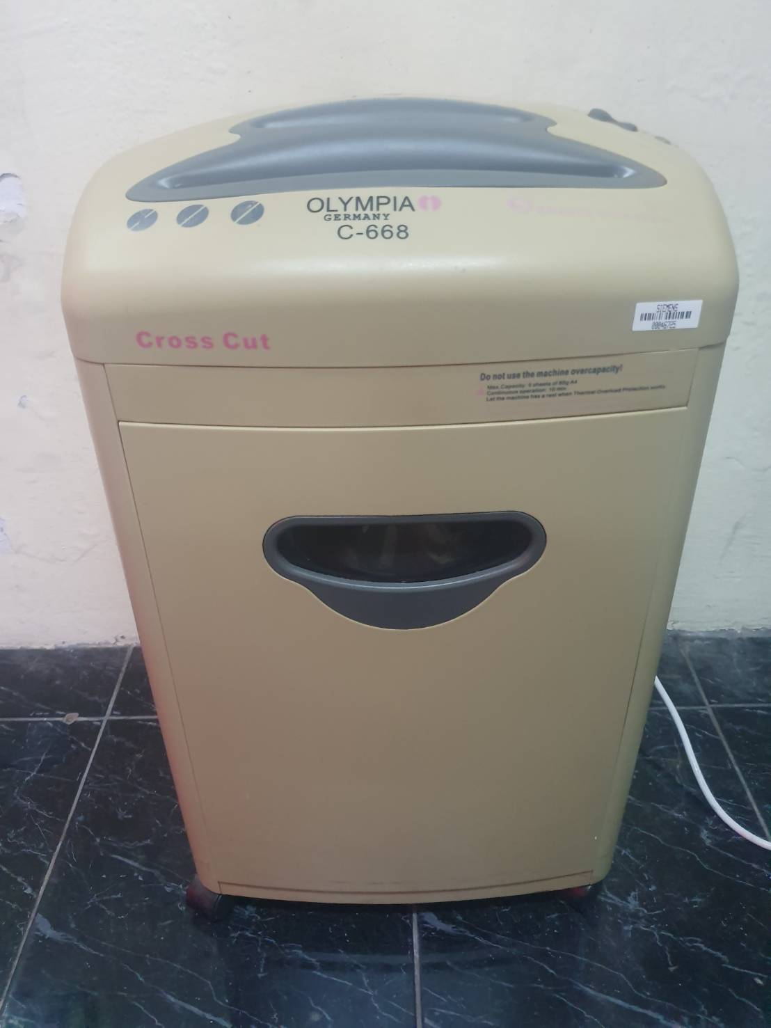 เครื่องทำลายเอกสาร OLYMPIA C-668 มือสอง