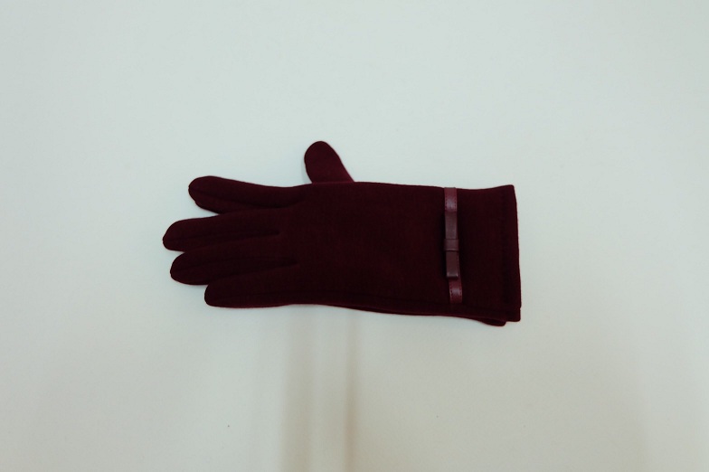 พร้อมส่ง - ถุงมือกันหนาว GT142 (สีแดง)