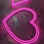 ไฟนีออน เฟค