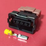 4 พิน ดำ Toyota, Mitsubishi (ร่องกลาง) #10378