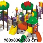 เครื่องเล่นสนามพลาสติกกลางแจ้ง ขนาด 980x830x380 cm โครงสร้างเสาและชิ้นส่วนเหล็กทุกชิ้นผ่านกระบวนการเคลือบสารป้องกันสนิม ( Galvanized ) ปลอดสารพิษและปลอดภัยต่อเด็กตามมาตรฐาน ASTM ประเทศเกาหลี น๊อตและสกรูเป็นระบบกันคลายและปลายตัดมนป้องกันการขีดข่วนเด็กๆพื้น