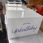 กล่องไฟอะคริลิค ไฟออกรอบตัว ขนาด 30x45 cm