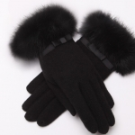 พร้อมส่ง - ถุงมือกันหนาว GT220 (สีดำ)