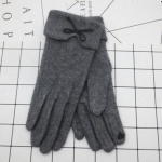 พร้อมส่ง - ถุงมือกันหนาว GT270 (สีเทา)
