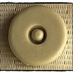 กระดุมปลายมน B สีครีม