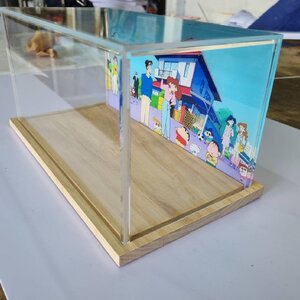 กล่องโมเดลอะคริลิคชินจัง