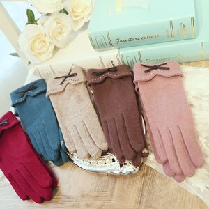 พรีออเดอร์ >> ถุงมือกันหนาว