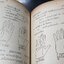 ลายมือบอกชะตา ฉบับสมบูรณ์พร้อมปทานุกรมลายมือ โดย จ.บุนนาค ปกแข็ง ปี 2519