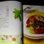step by step อาหารไทย 111 สูตรจริงที่ทำได้ ทำง่าย มีภาพเเสดงขั้นตอนการปรุง หนา 248 หน้า พิมพ์ปี 2550